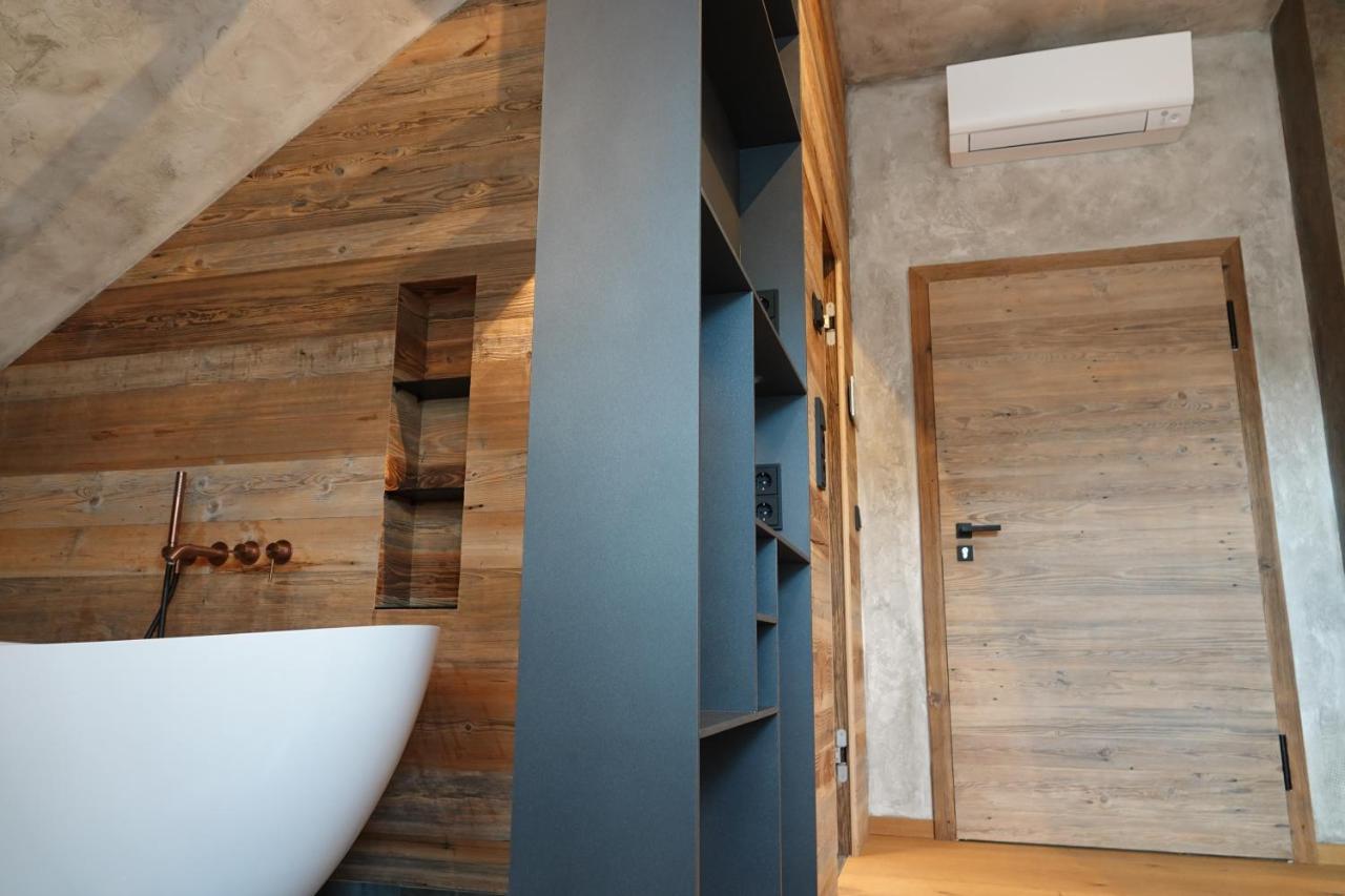 Appartement Der Extraklasse Mit Whirlpool Roding Esterno foto